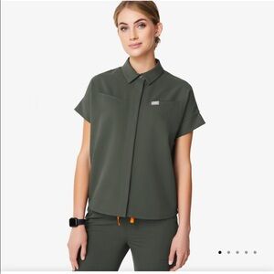 Figs Moss Elmina top and Zamora joggers